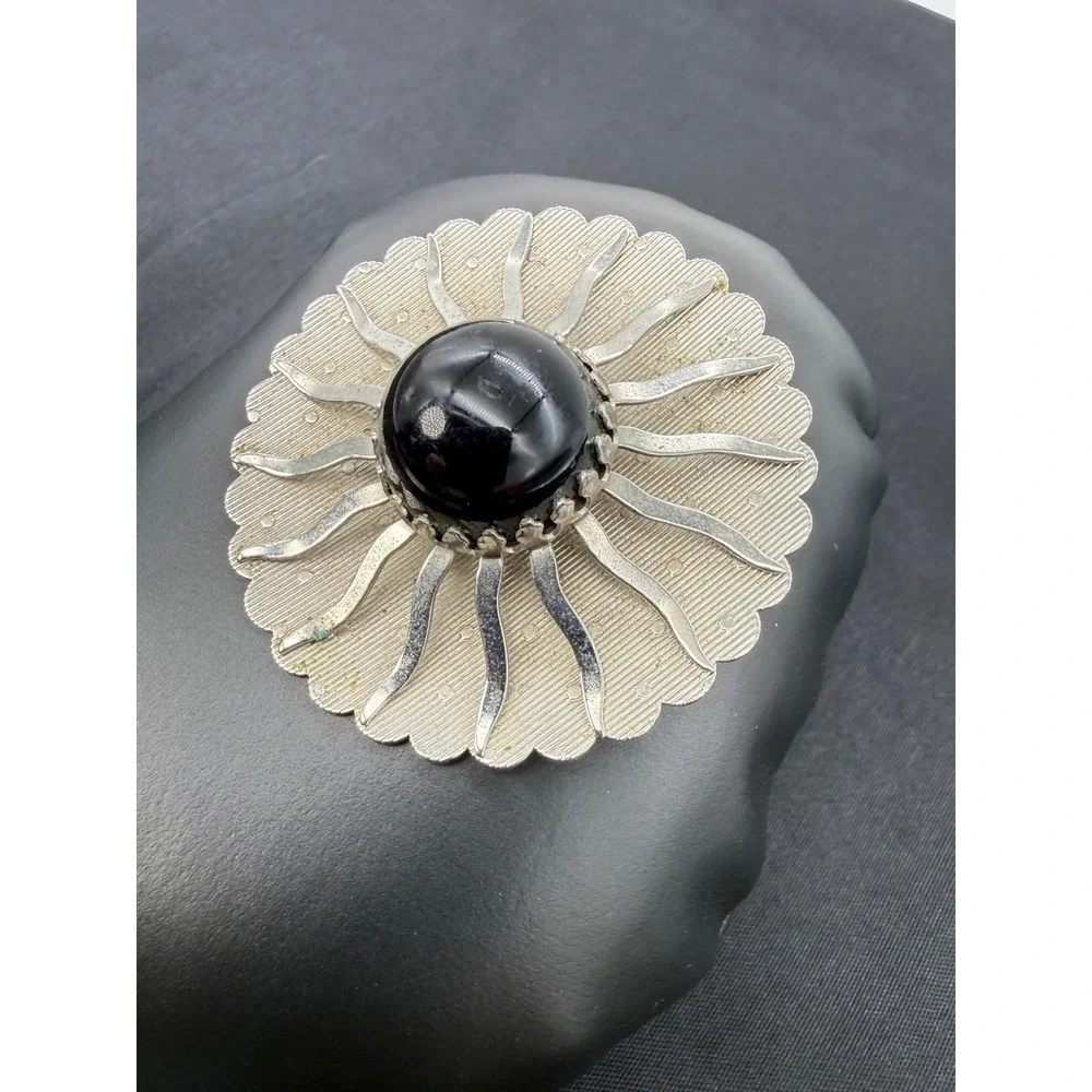 Sarah Coventry Vintage Silver Tone Black Cabochon Sunburst Brooch Pin 2.25in